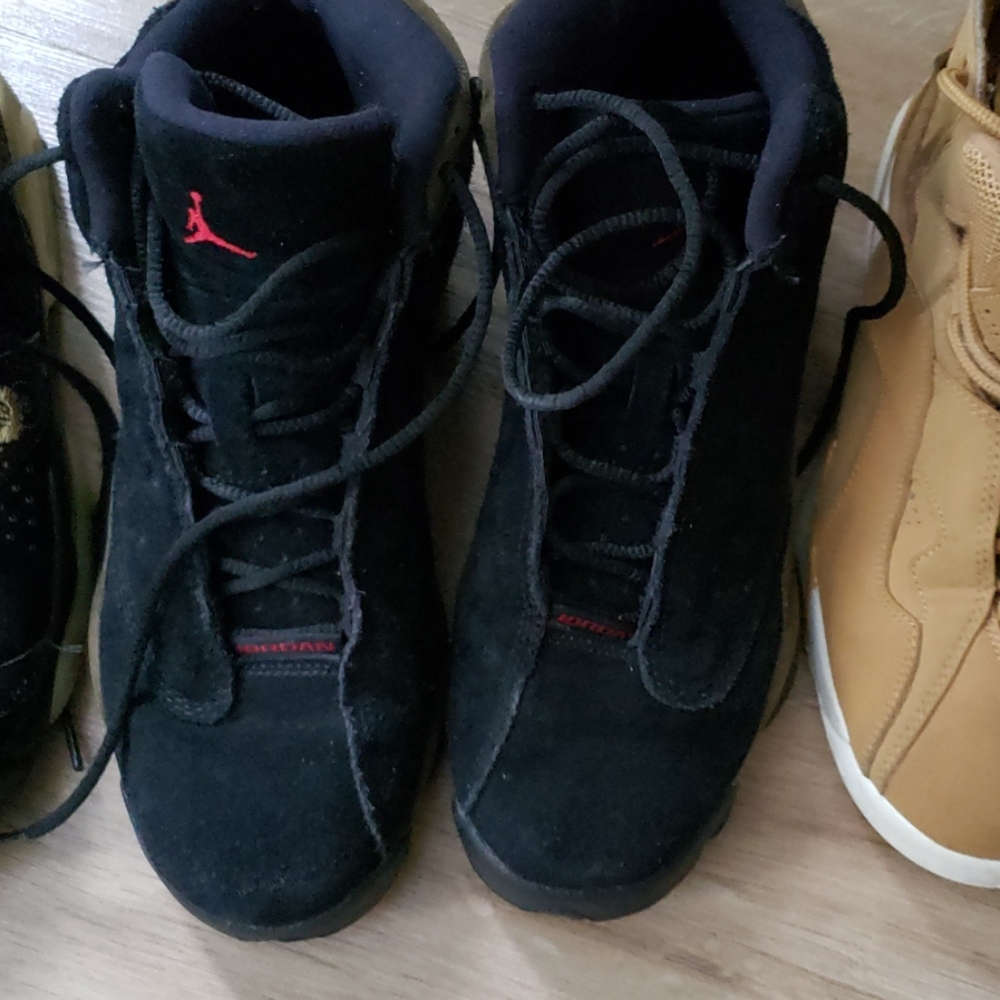 Sneakers - Picture 3 of 7